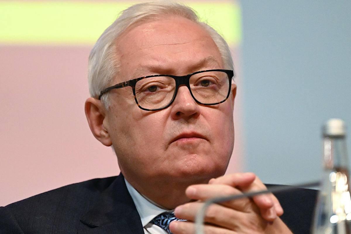 МИД РФ: Намечаются позитивные сдвиги в российско-американских отношениях